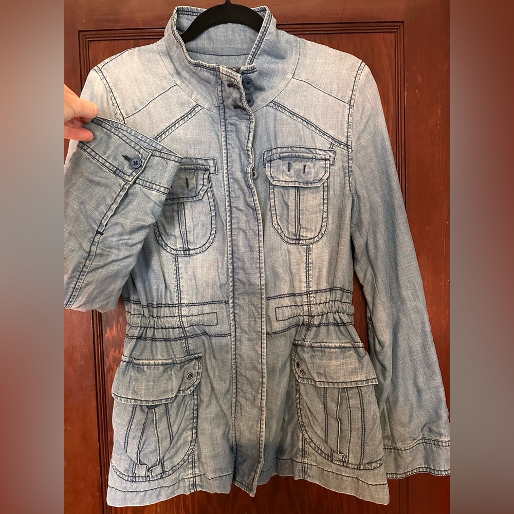 Abercrombie & Fitch Blue chambray Jacket EUC